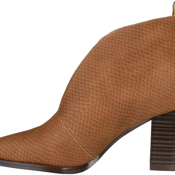 New Journee Collection Bellamy Tan Bootie Size 10 New In Box - Picture 3 of 15